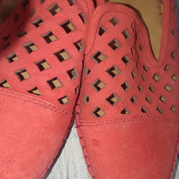 Shoes - Picture 4 of 5